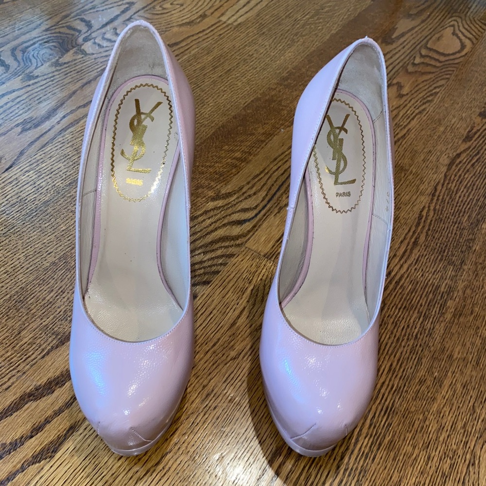 YSL Pink Patent leather pump heels